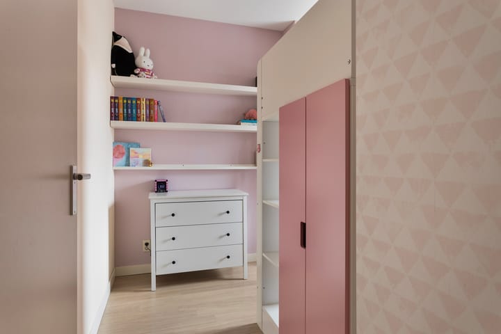 Foto 29 van MacBridestraat 83