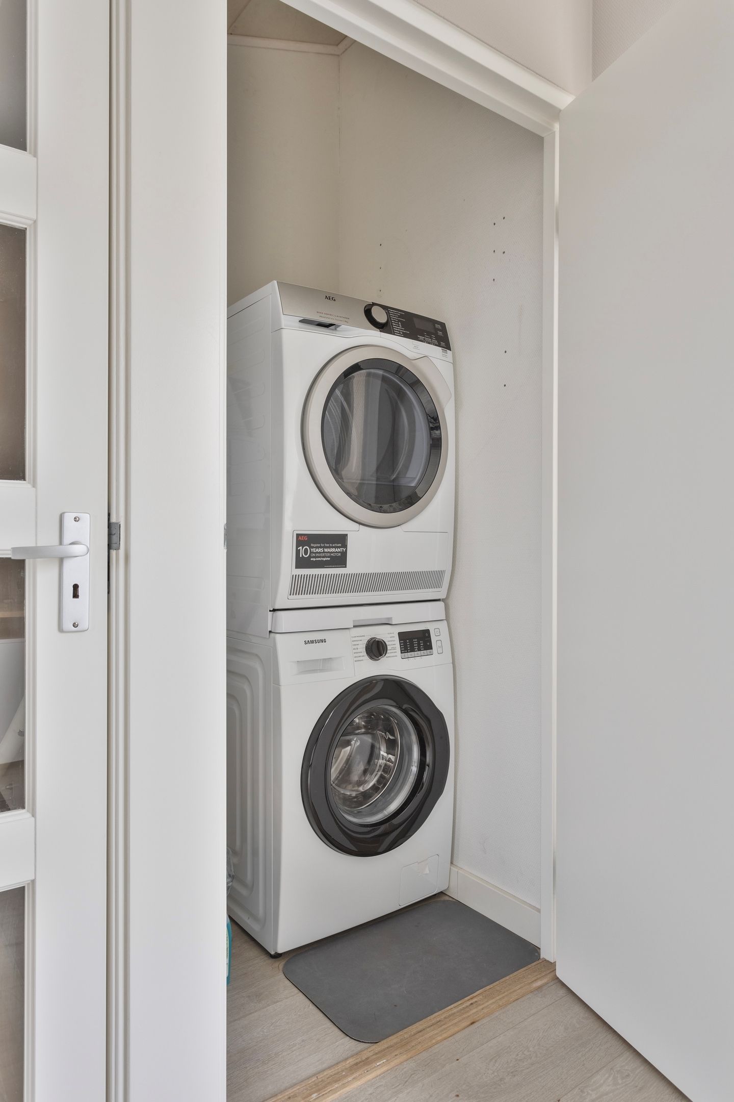 Foto 35 van MacBridestraat 83