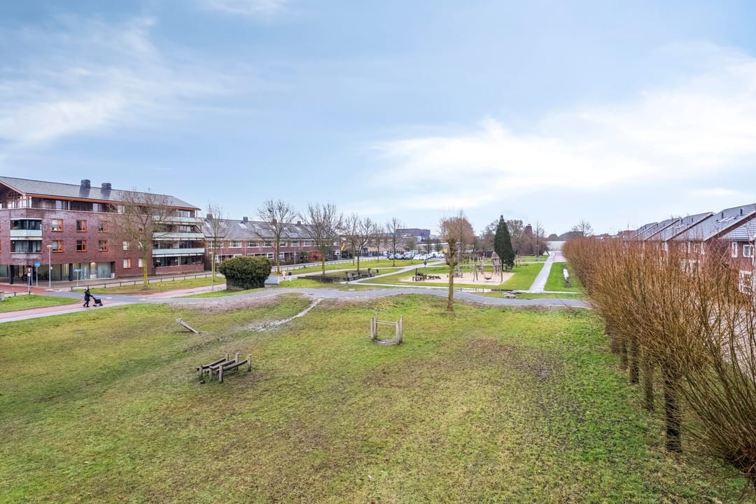 Foto 46 van MacBridestraat 83