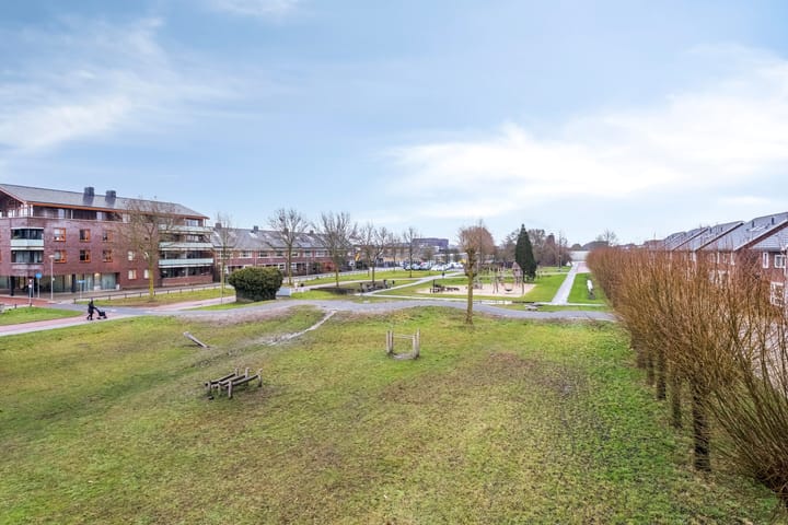 Foto 46 van MacBridestraat 83