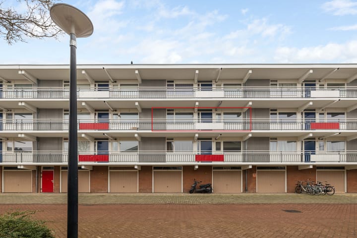 Foto 1 van Brahmsstraat 75