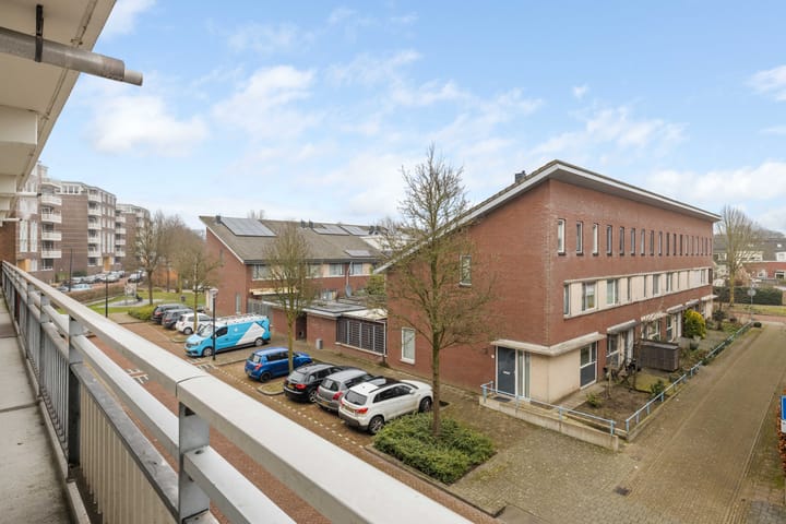 Foto 31 van Brahmsstraat 75