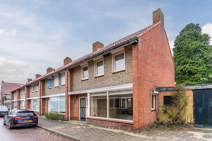 Foto 5 van Ericastraat 13