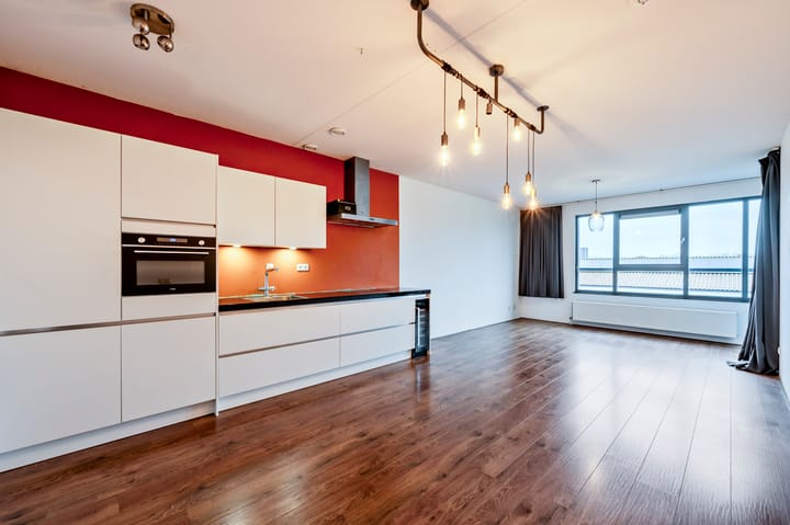 Foto 3 van Derkinderenstraat 196