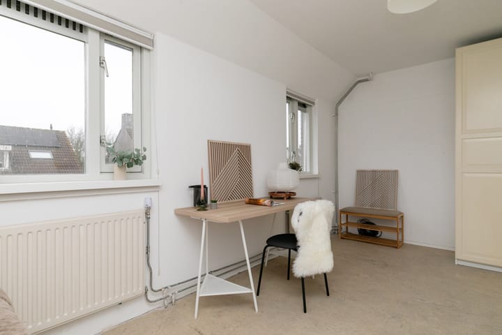 Foto 24 van Goudsbloem 83