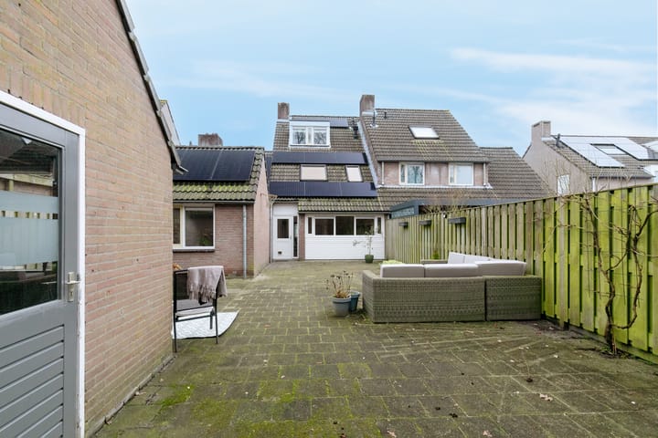 Foto 32 van Goudsbloem 83