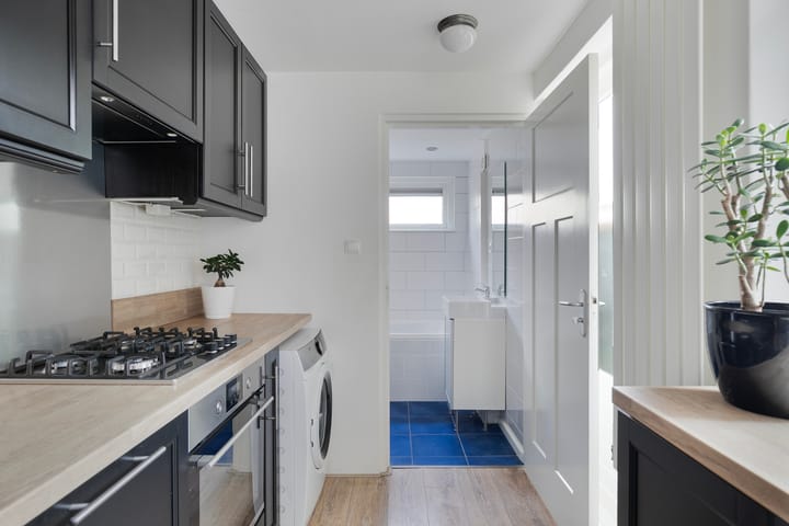 Photo 16 of Piet Heinstraat 35