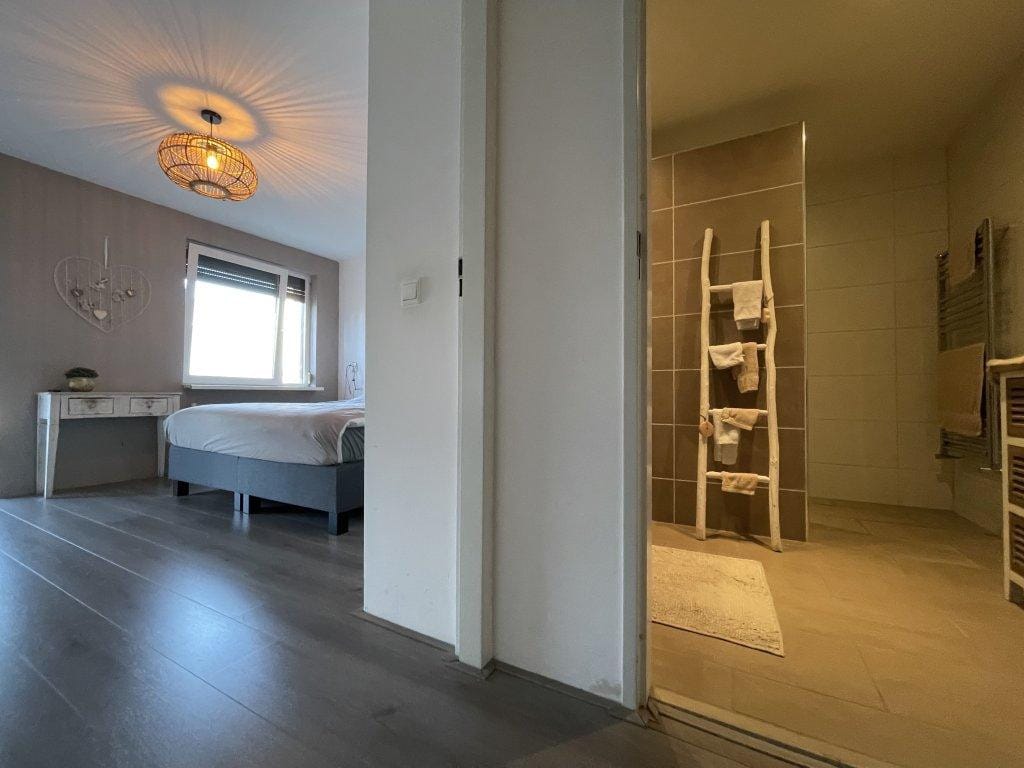 Foto 9 van Linie 615