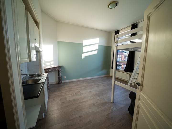 Foto 16 van Bloemhofstraat 3-B