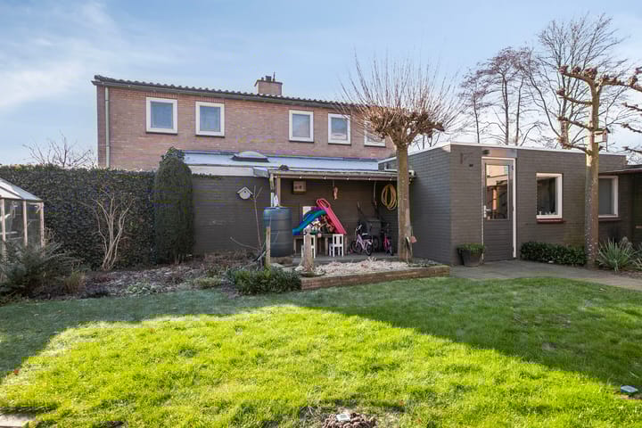 Foto 26 van Spangenstraat 13