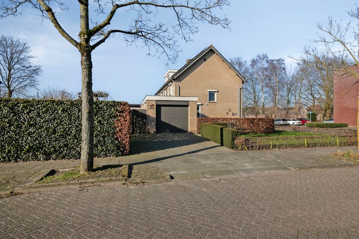 Foto 33 van Spangenstraat 13