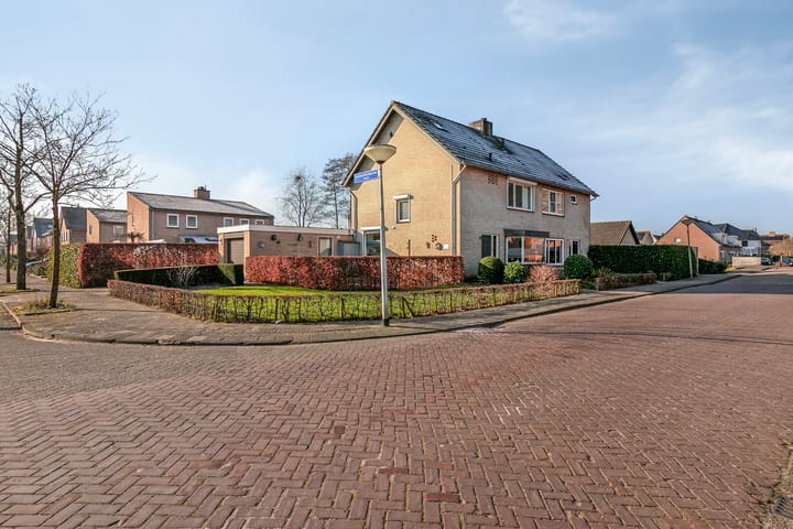 Foto 34 van Spangenstraat 13