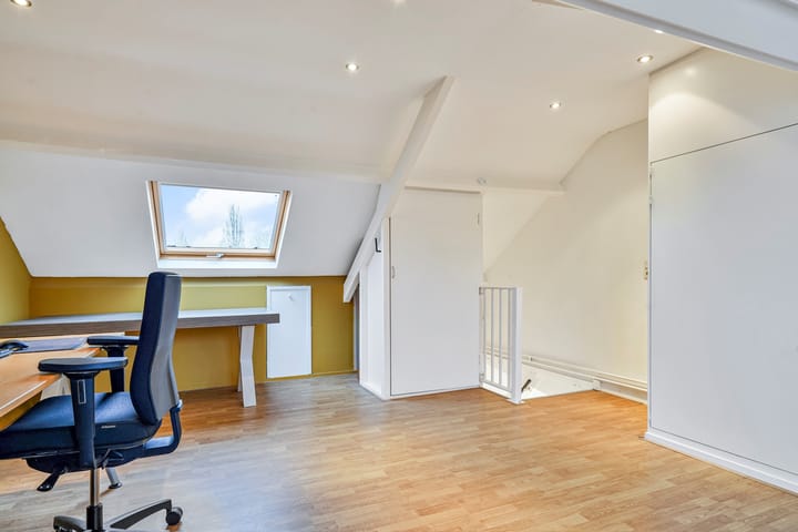 Foto 31 van Wolgaplantsoen 50