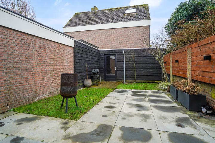 Foto 33 van Wolgaplantsoen 50