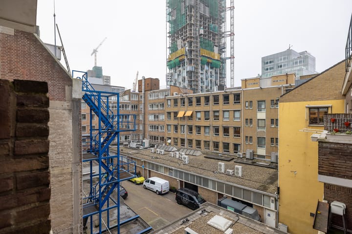 Foto 24 van Leeuwenstraat 3-C