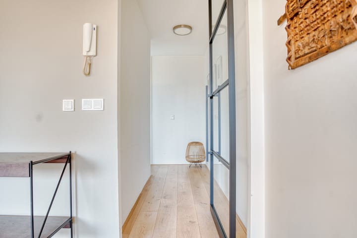 Foto 10 van Vest 102