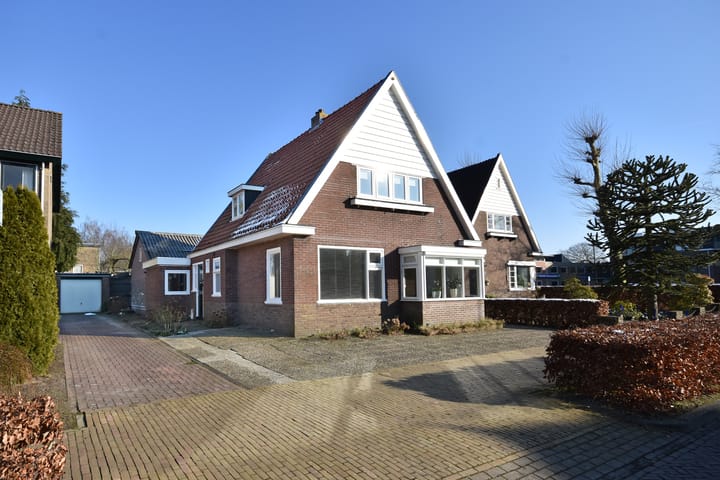 Koopwoningen - huizen te koop in [Funda]