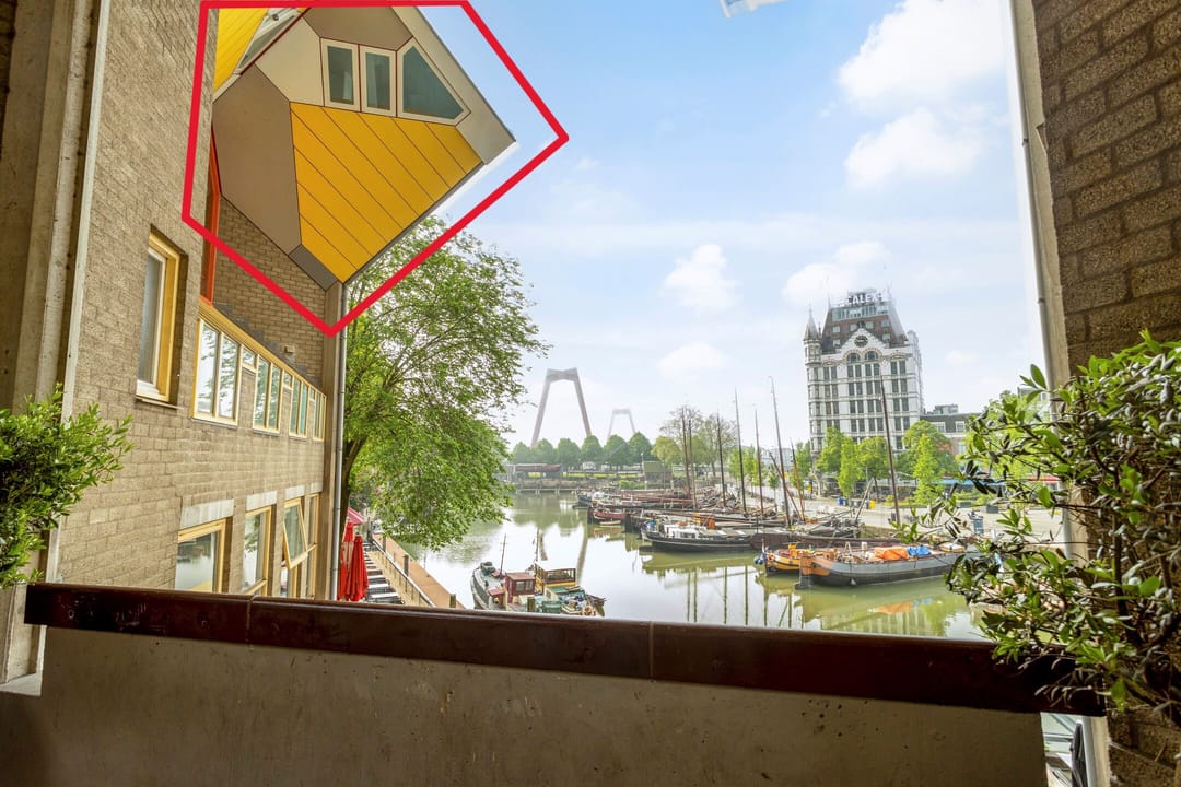 Photo 2 of Overblaak 105