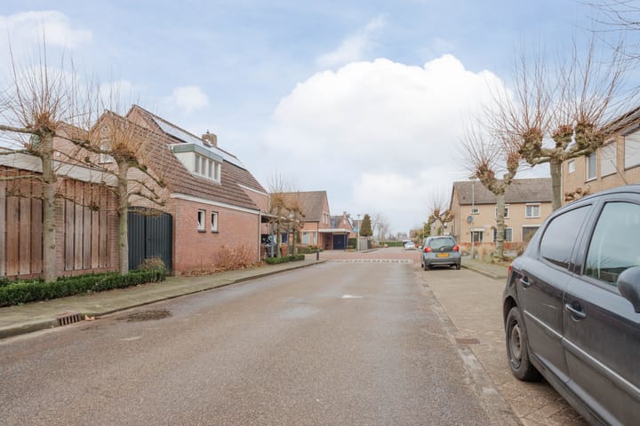 Foto 42 van Burgveldweg 18