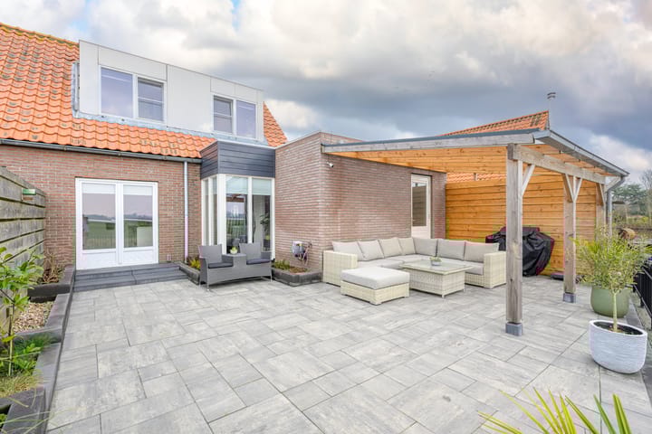 Foto 2 van Oosteinde 5