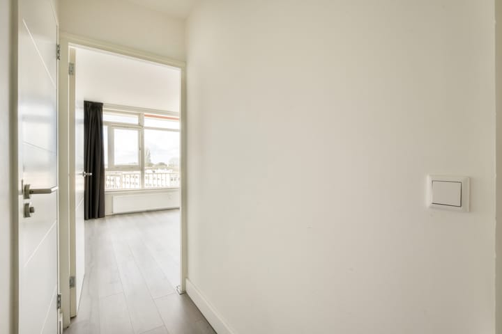 Foto 19 van Westelijk Halfrond 443