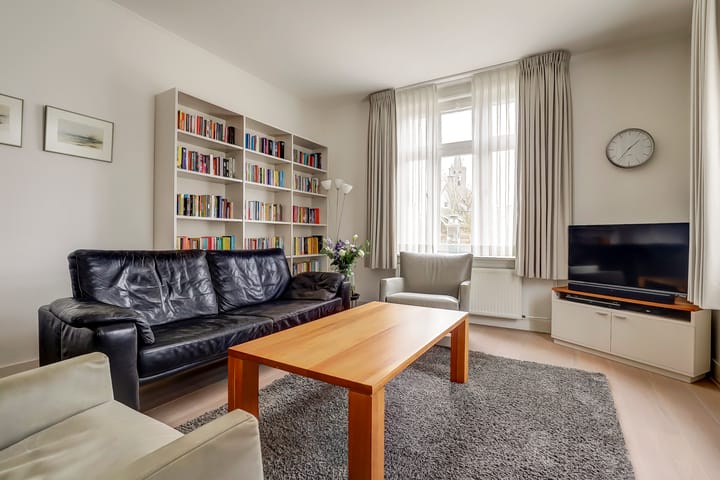 Foto 10 van Schoolstraat 1