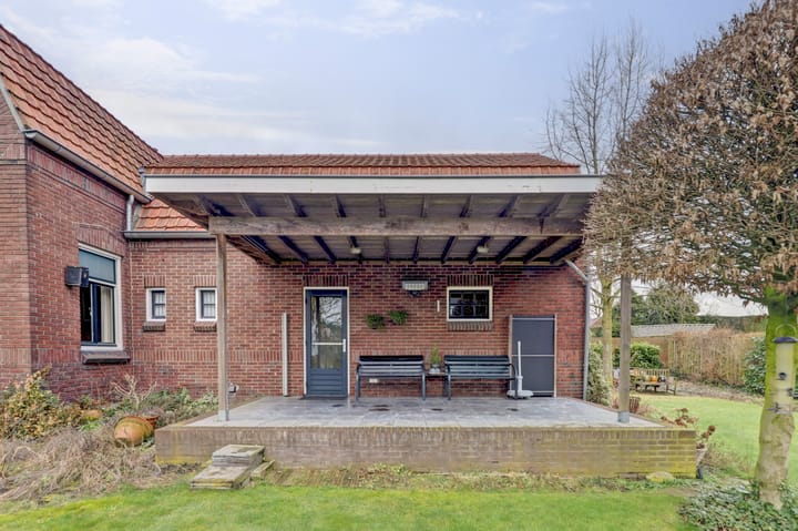 Foto 33 van Schoolstraat 1