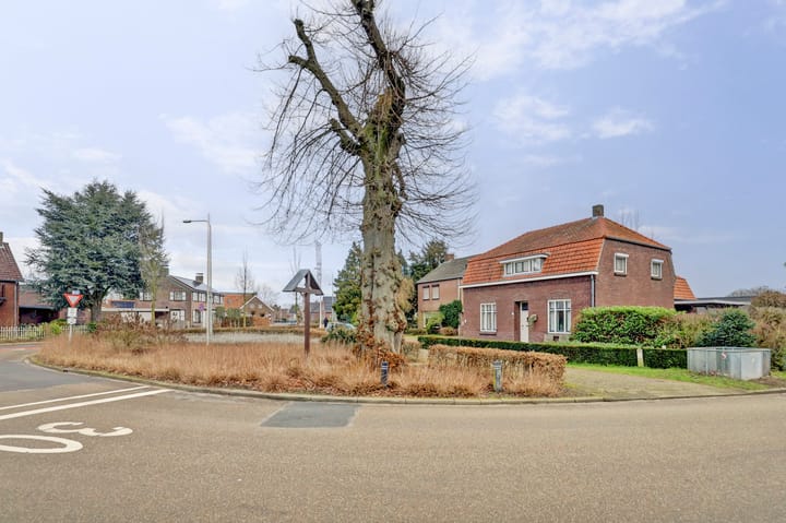 Foto 37 van Schoolstraat 1