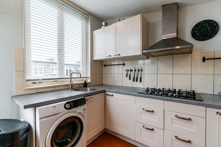 Foto 10 van Oudemansstraat 491