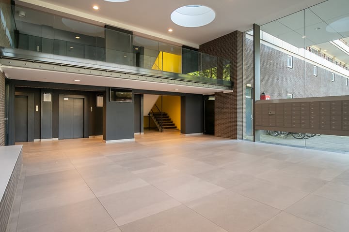 Photo 2 of Arthur van Schendelplein 13