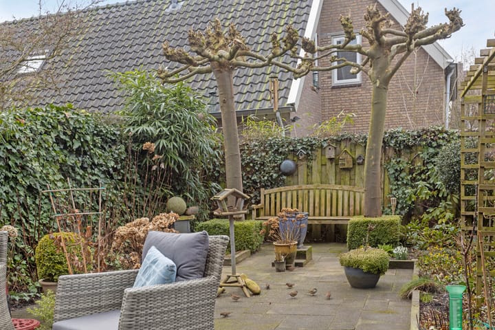 Photo 26 of Mr. R.J. van Beekhoffstraat 27