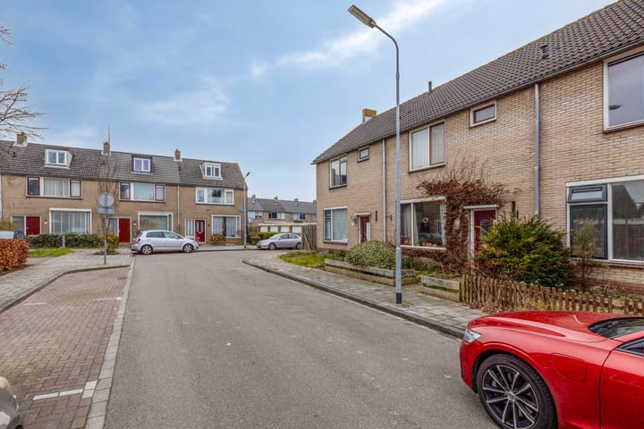 Foto 3 van Landluststraat 32