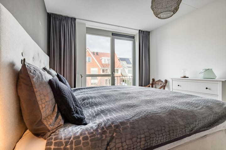 Foto 16 van Brederodepeer 60