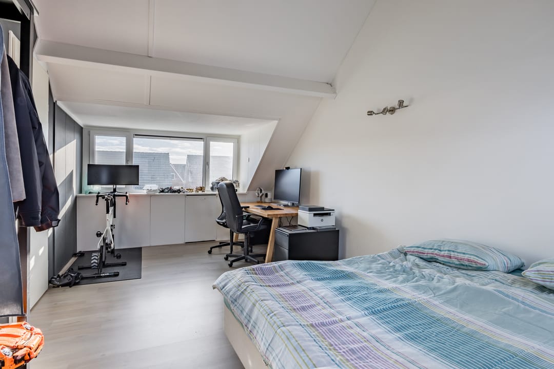 Foto 22 van Brederodepeer 60