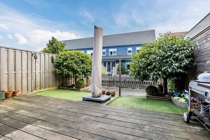 Foto 28 van Brederodepeer 60