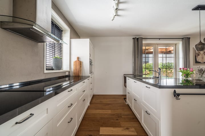 Photo 16 of Leeuwerik 27