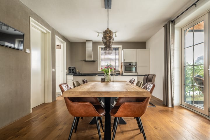 Photo 19 of Leeuwerik 27