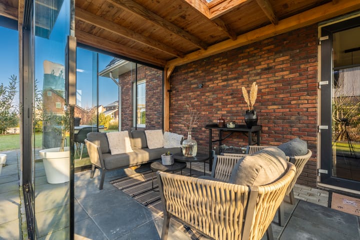 Photo 39 of Leeuwerik 27