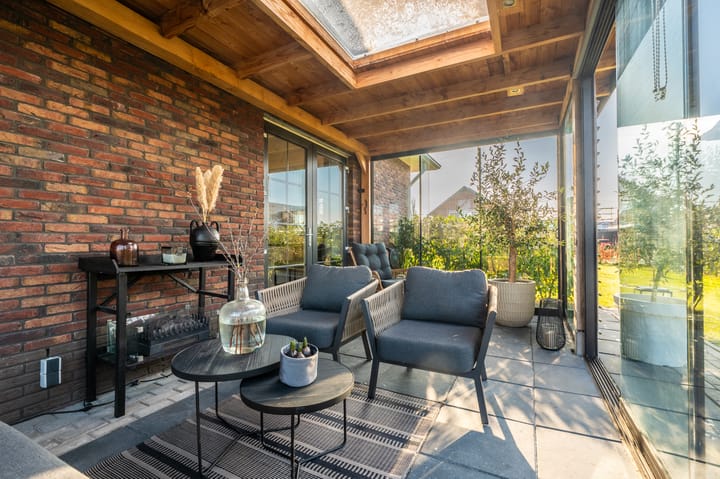 Photo 41 of Leeuwerik 27