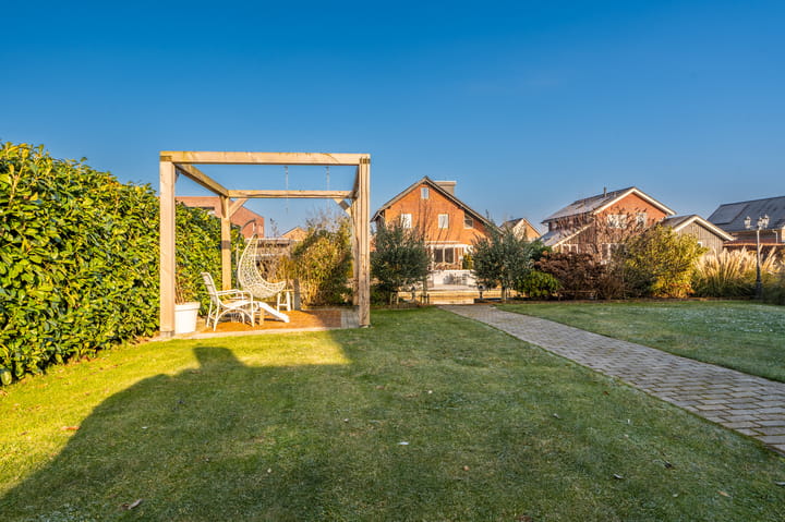 Photo 48 of Leeuwerik 27