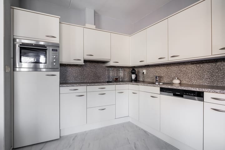 Foto 8 van Bijenkorf 2