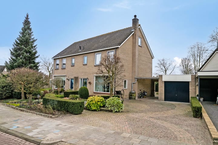 Foto 1 van Louis Pasteurlaan 14