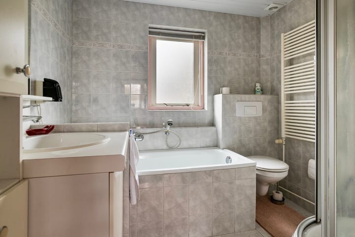 Foto 24 van Louis Pasteurlaan 14