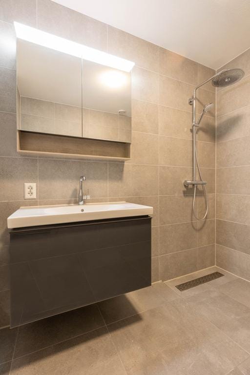 Foto 16 van Baan 48-A