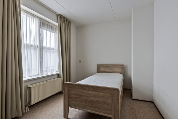 Foto 16 van Zuidoostersingel 37-1