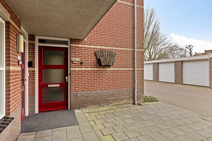 Foto 24 van Zuidoostersingel 37-1