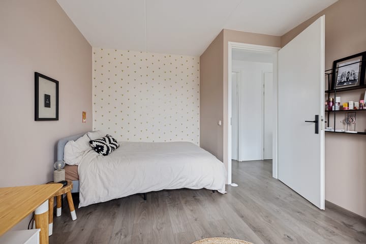 Foto 28 van Stjelp 6