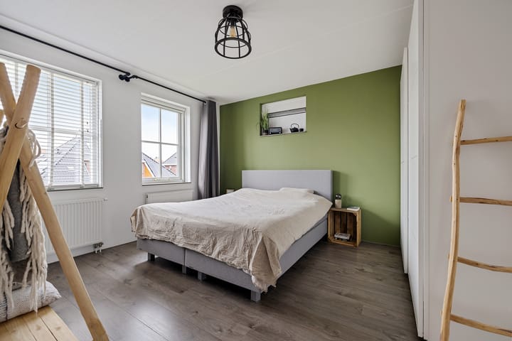 Foto 31 van Stjelp 6