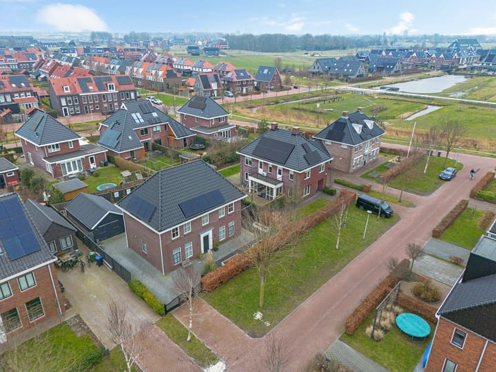 Foto 45 van Stjelp 6