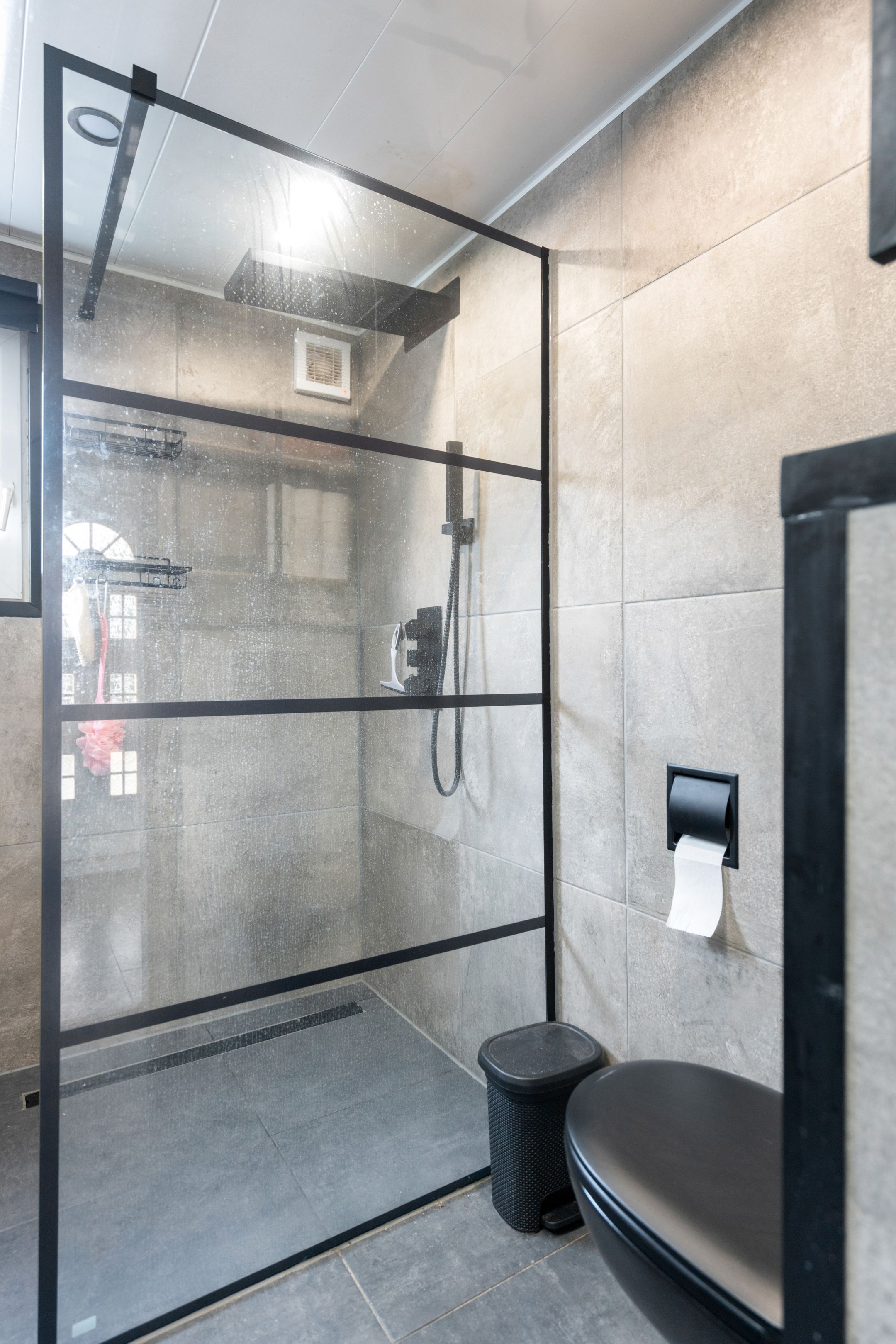 Foto 12 van Haarlemmerweg 120